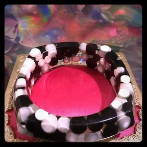Black white lucite bangle bracelet Betsey Johnson